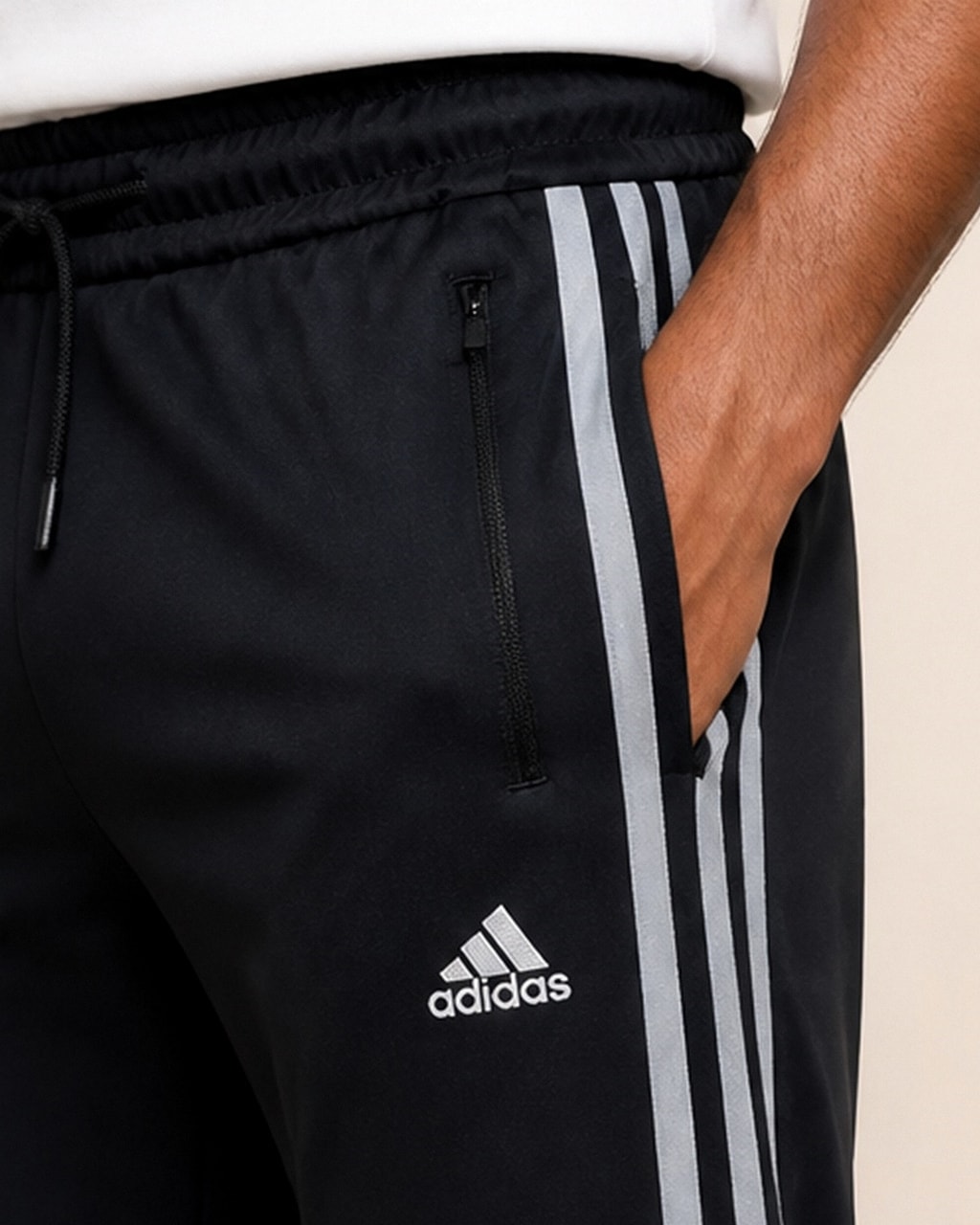 Reflector Logo Men Sports Black Premium Trouser detail view
